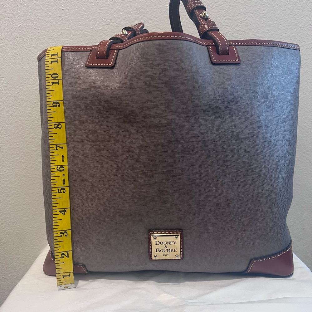 Dooney and Bourke tote in the color Elephant.